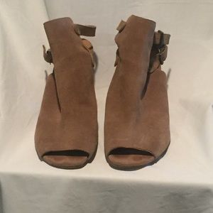 Nine West Brown Sandals